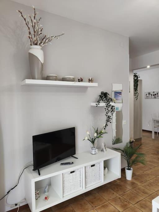 Appartamento Da Nella Giardini Naxos Luaran gambar