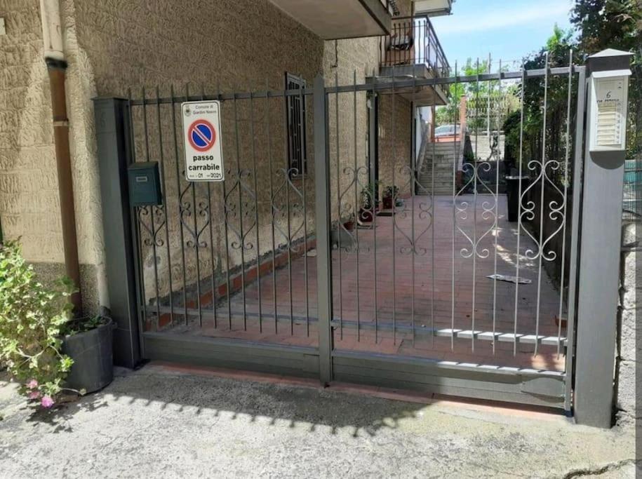 Appartamento Da Nella Giardini Naxos Luaran gambar