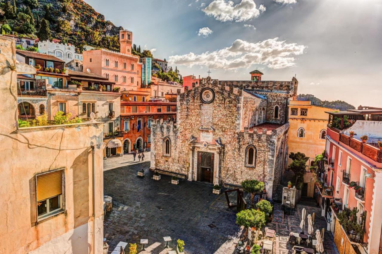 Appartamento Da Nella Giardini Naxos Luaran gambar