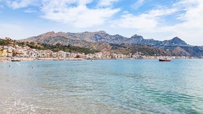 Appartamento Da Nella Giardini Naxos Luaran gambar